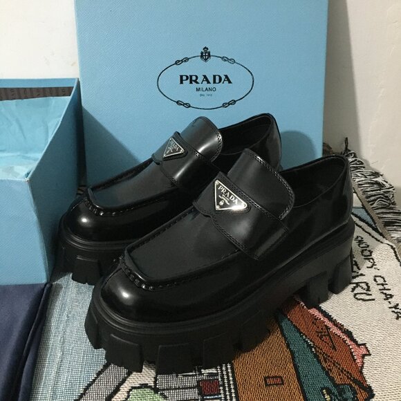Prada Women Leather Loafers Black Size US 6/EU 36 - Picture 1 of 4